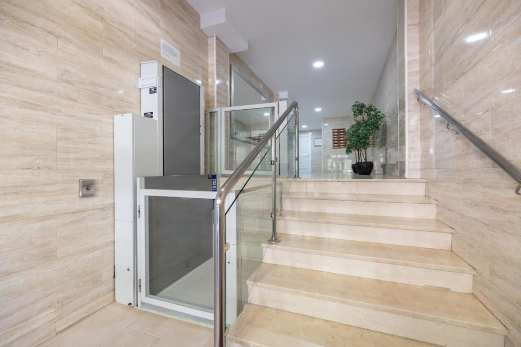 Encantador Apartamento Cerca Del Mar Málaga Esterno foto