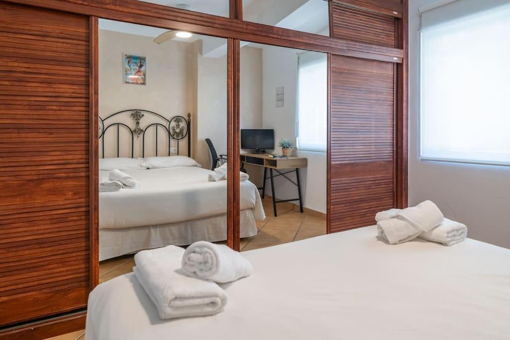 Encantador Apartamento Cerca Del Mar Málaga Esterno foto